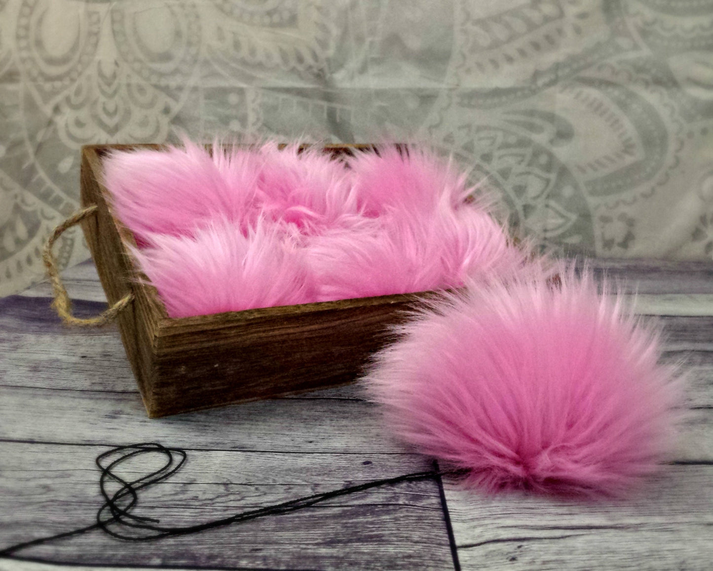 BUBBLEGUM Pink Faux Fur Pom Poms