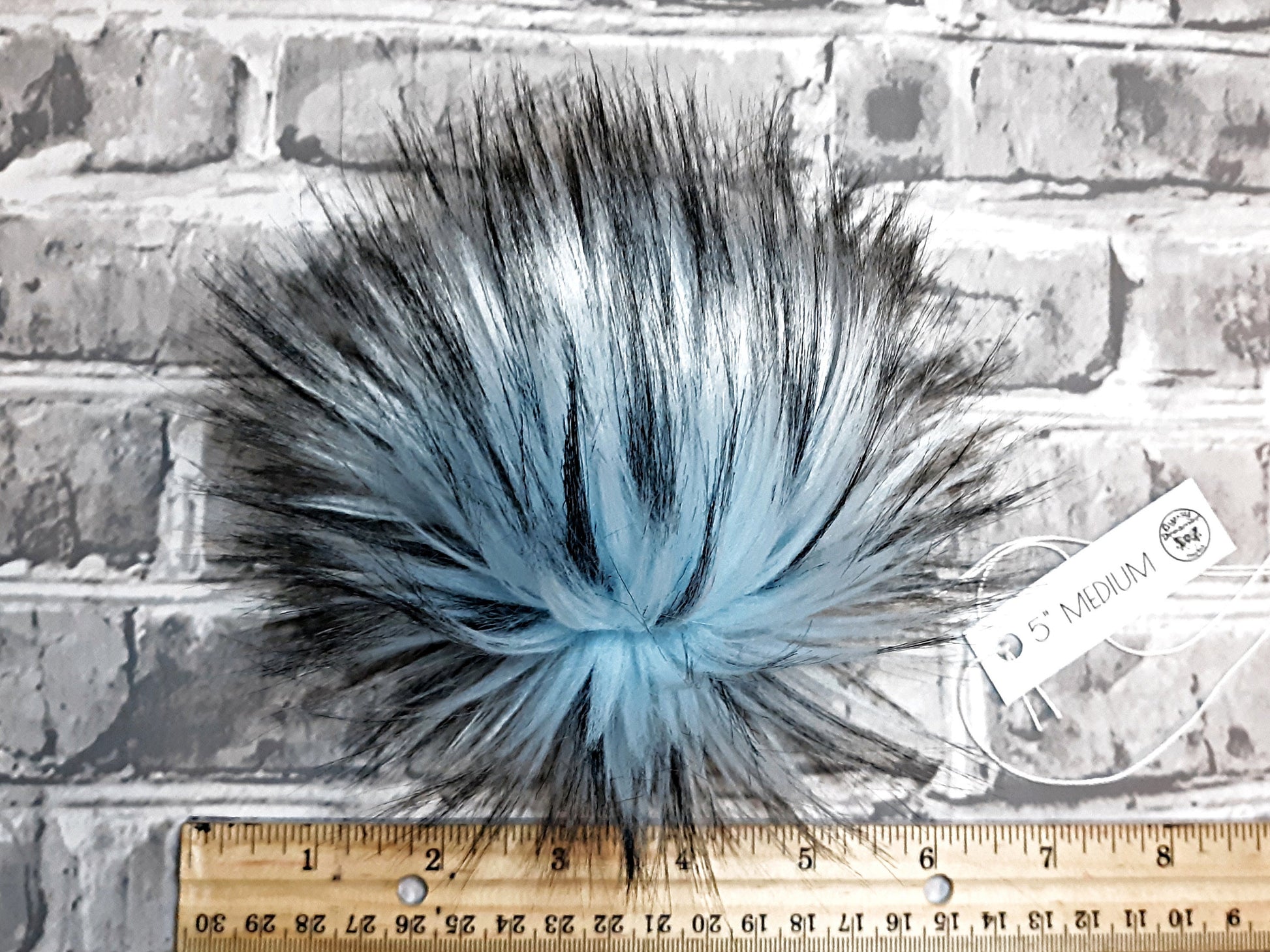 Blue 15 Pom-Pom